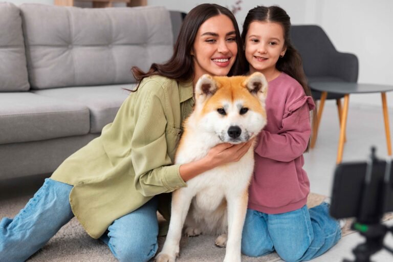 5 Best Puppy Collars for Small & Young Dogs 1 lifestyle-person-creating-content